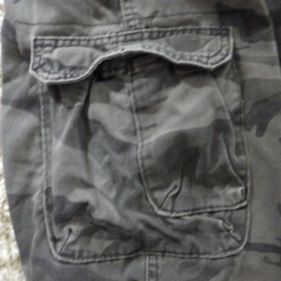 Wrangler Pants Men's 36 X 30 Camo Cargo Regular Taper Utility Military 9 Pockets - Picture 4 of 8